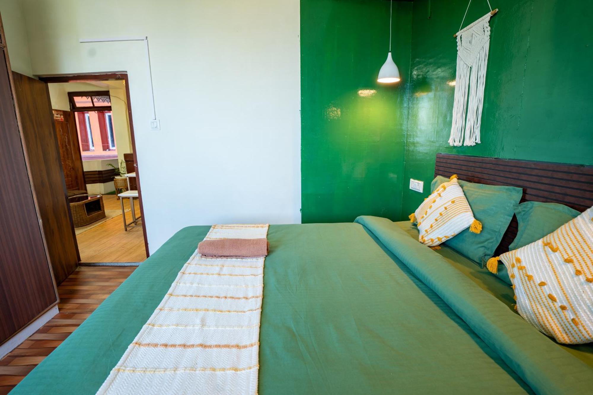 Monratino Himadrie -2 Mins Walk From Mall Road - All Rooms Have Kanchenjunga Mountain View Darjeeling  Exterior foto