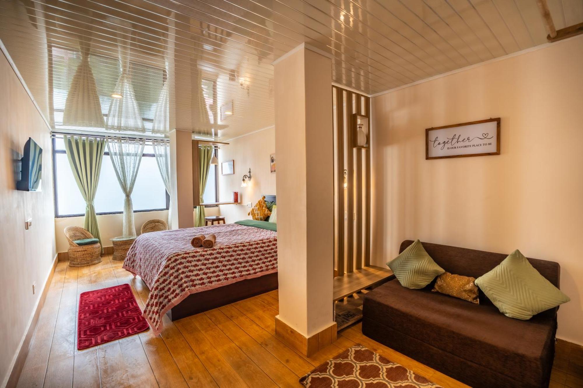 Monratino Himadrie -2 Mins Walk From Mall Road - All Rooms Have Kanchenjunga Mountain View Darjeeling  Exterior foto